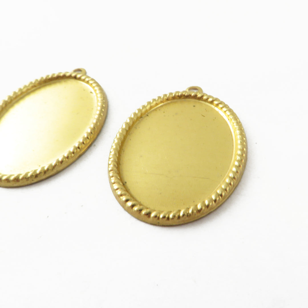 2x Support cabochon 18 x 25 mm décoré corde (33mm x 23mm) M-069