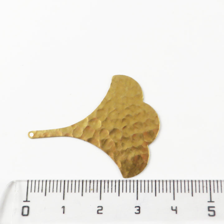 2x Pendentif feuille de ginkgo martelé éventail (30mm x 37mm) PP-315-H