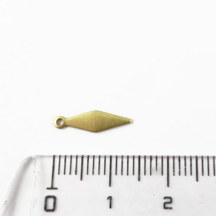 12x Breloque losange (4mm x 14mm) PP-431