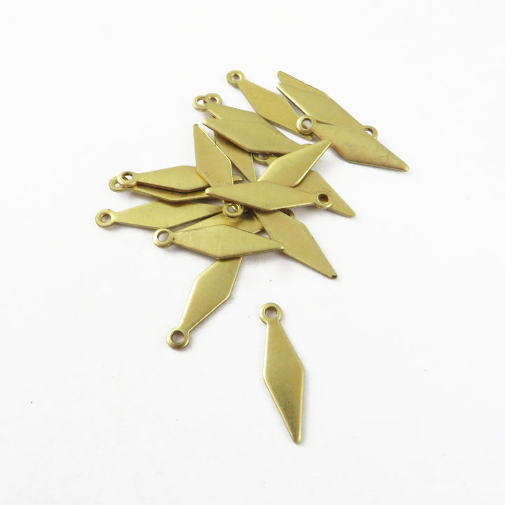 12x Breloque losange (4mm x 14mm) PP-431