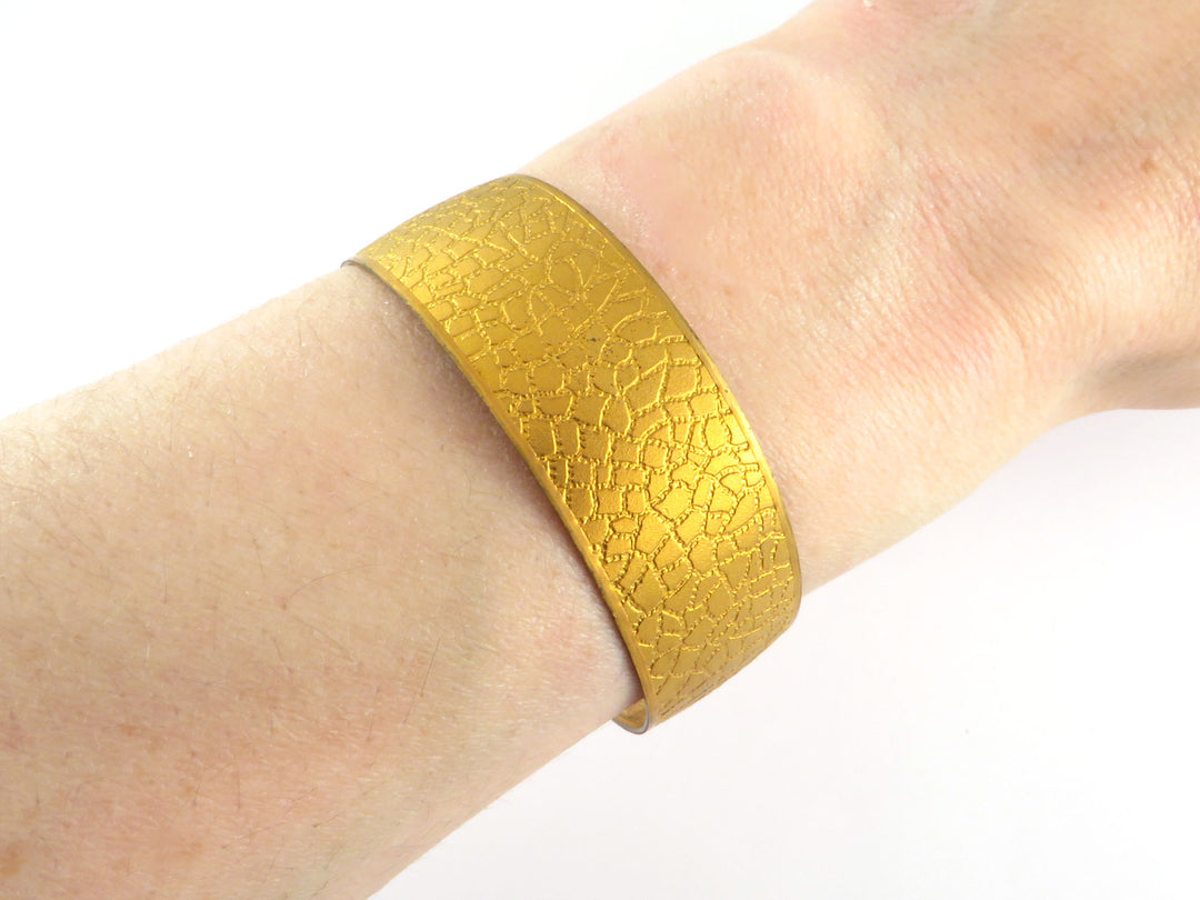 1x Bracelet jonc plat texture craquelé réglable (20mm x 164mm) BM-020