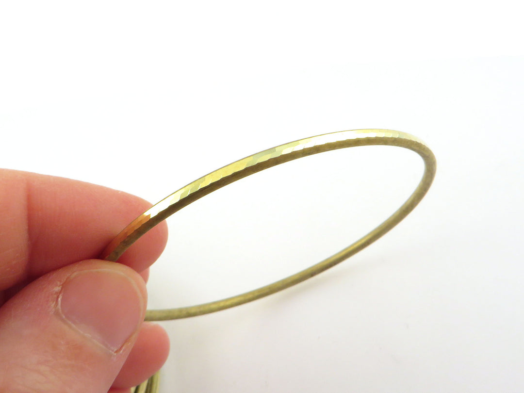 1 Bracelet jonc fermé effet peau de serpent BC-004