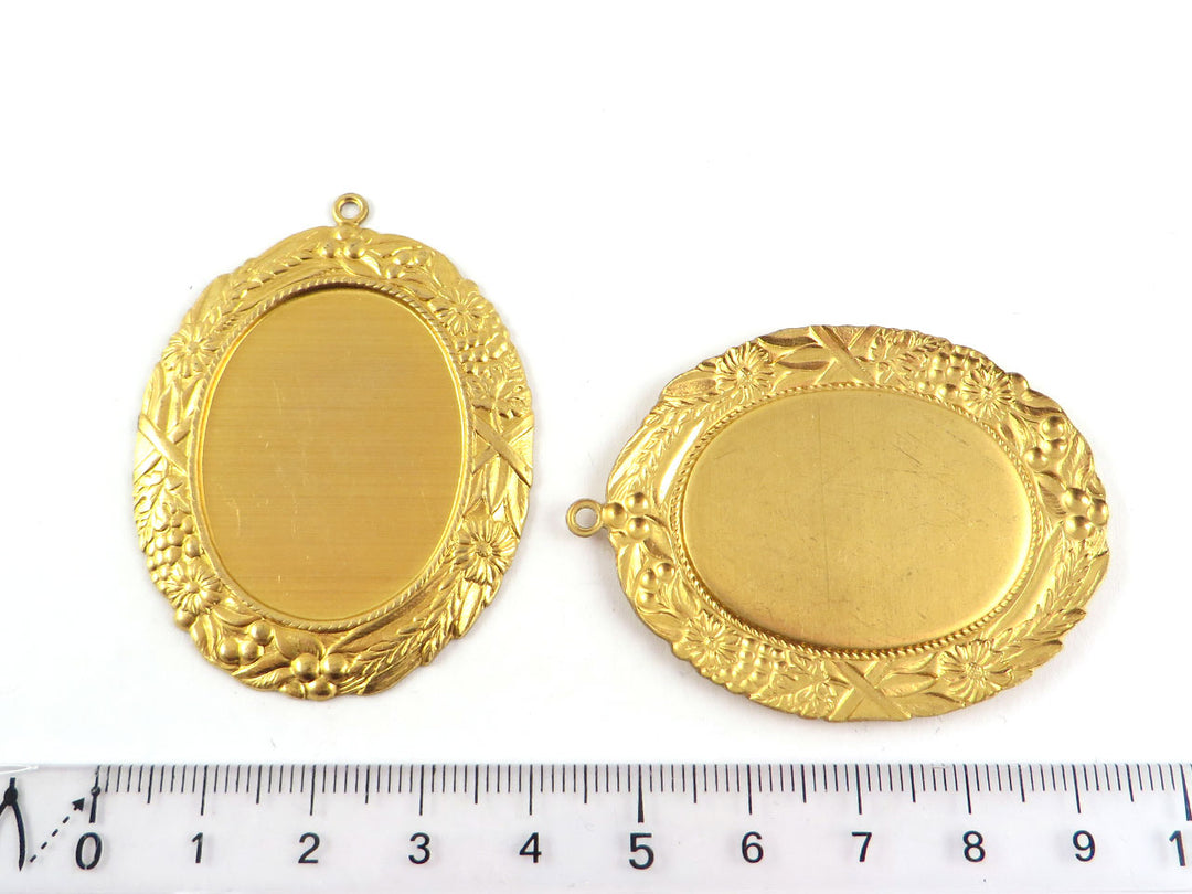 1x Pendentif support 25 x 33 mm (40mm x 52mm) M-029