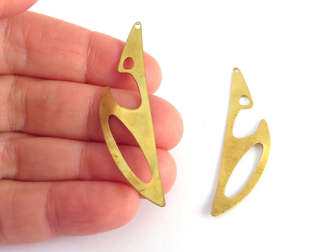2x Breloque goutte aile ajourée (14mm x 53mm) PV-227