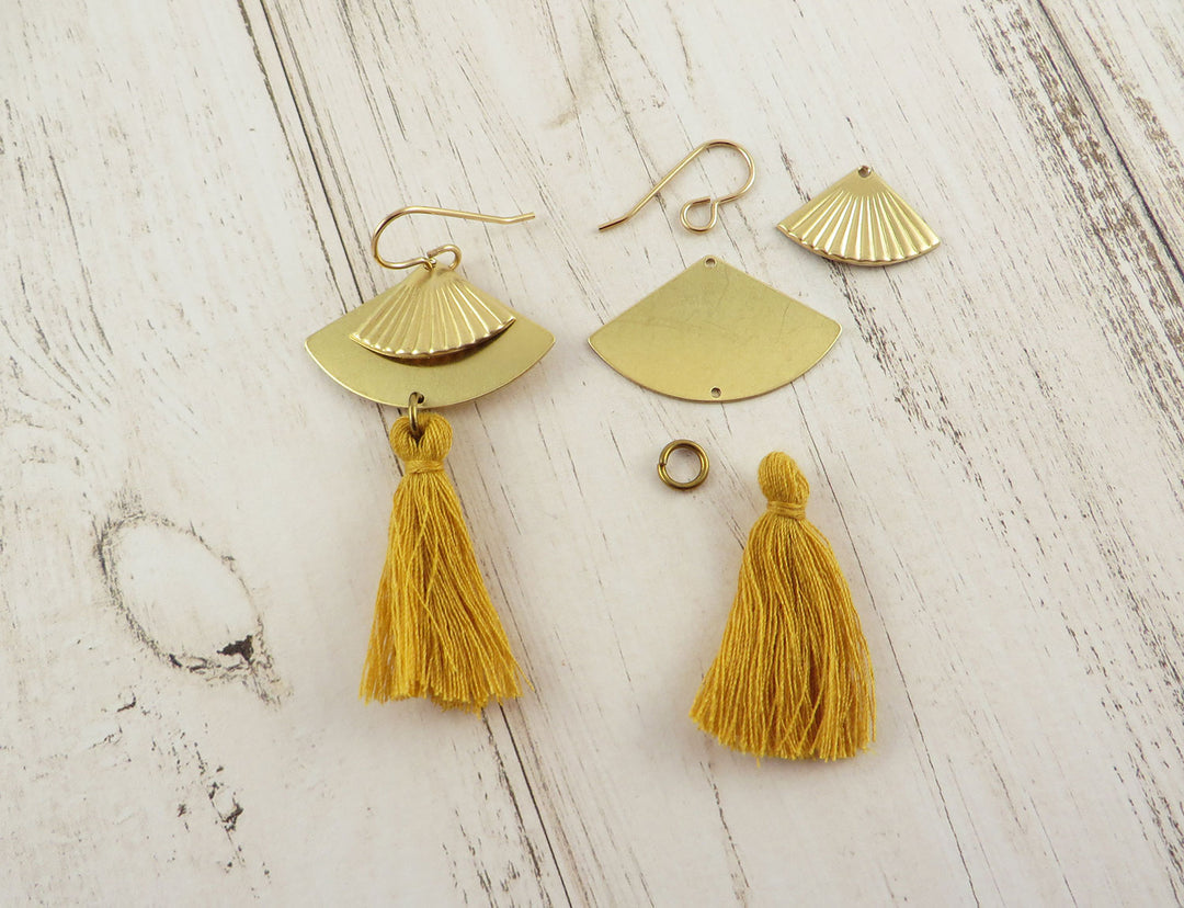 Kit diy bijoux boucles d'oreilles éventail et pompom K-012