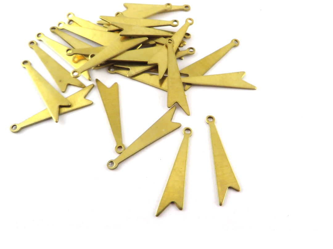 8x Breloque flèche fanion (5mm x 24mm) PP-311