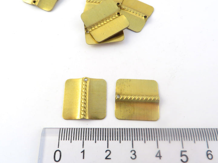 4x Breloque carré décoré (19mm x 19mm) PV-317