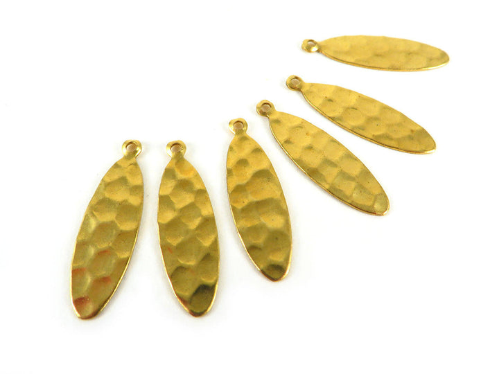 8x Breloque ovale martelé (22mm x 7mm) PP-136