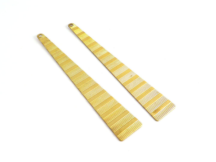 2x Pendentif triangle strié rayure (57mmx10mm) PP-171