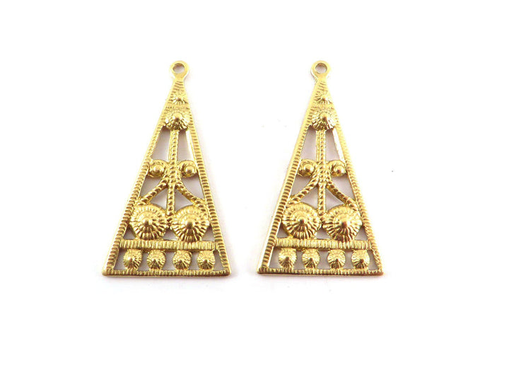 4x Breloque triangle filigrane Vintage (33mm x 18mm) V-094