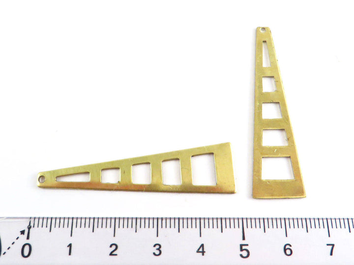 2x Pendentif trapèze triangle ajouré (48mm x 13mm) PP-176