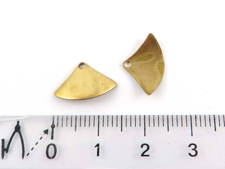 6x Breloque éventail bombée (10mm x 14mm) PV-003