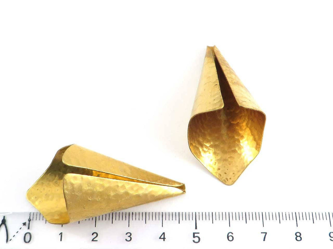 1x Cône pompon perle martelé (23mm x 50mm) PV-194