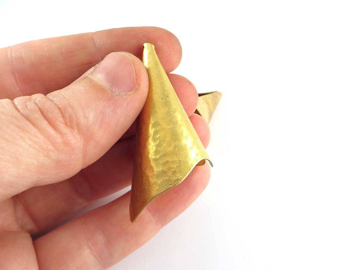 1x Cône pompon perle martelé (23mm x 50mm) PV-194