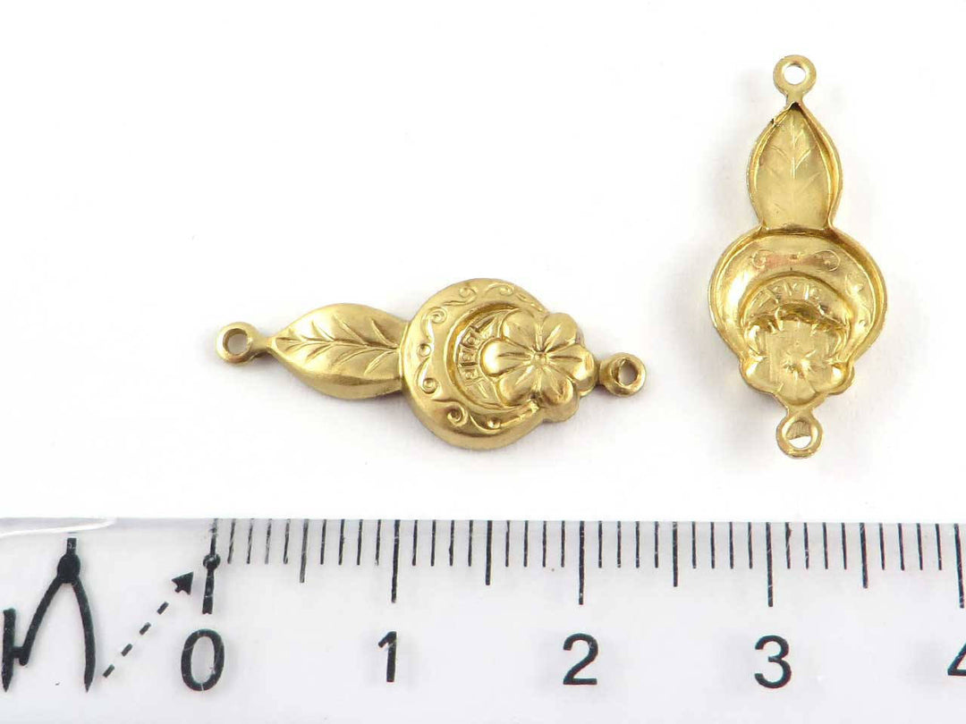 4x Connecteur goutte vintage fleur et feuille (10mm x 24mm) V-106