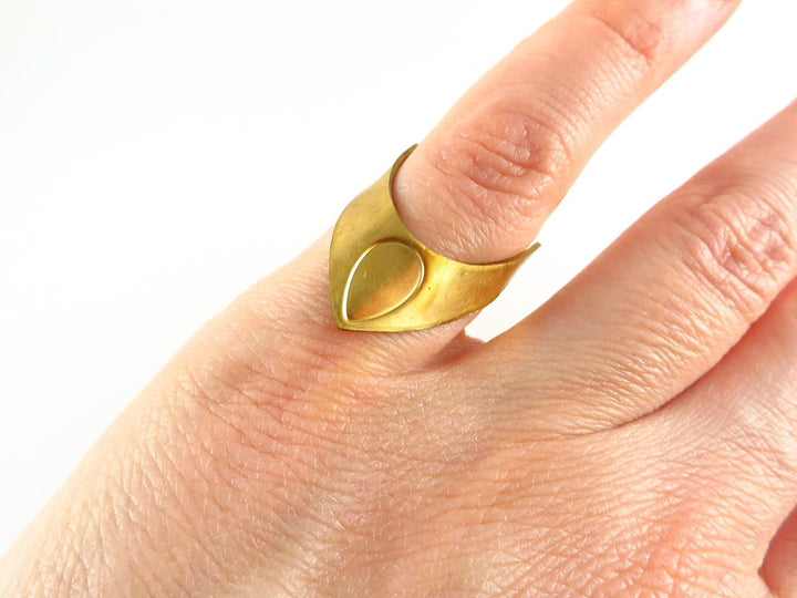 1x Support de bague réglable chevron cabochon goutte BG-005
