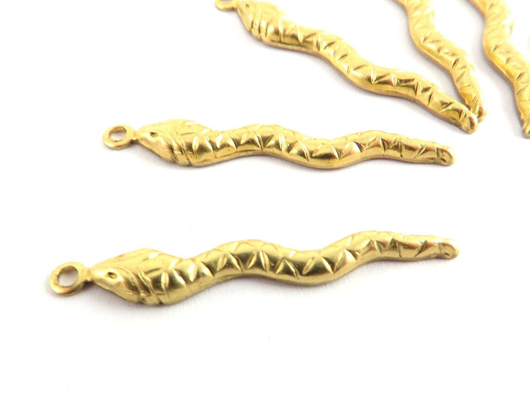 18x Breloque serpent (28mm x 4mm) CH-008