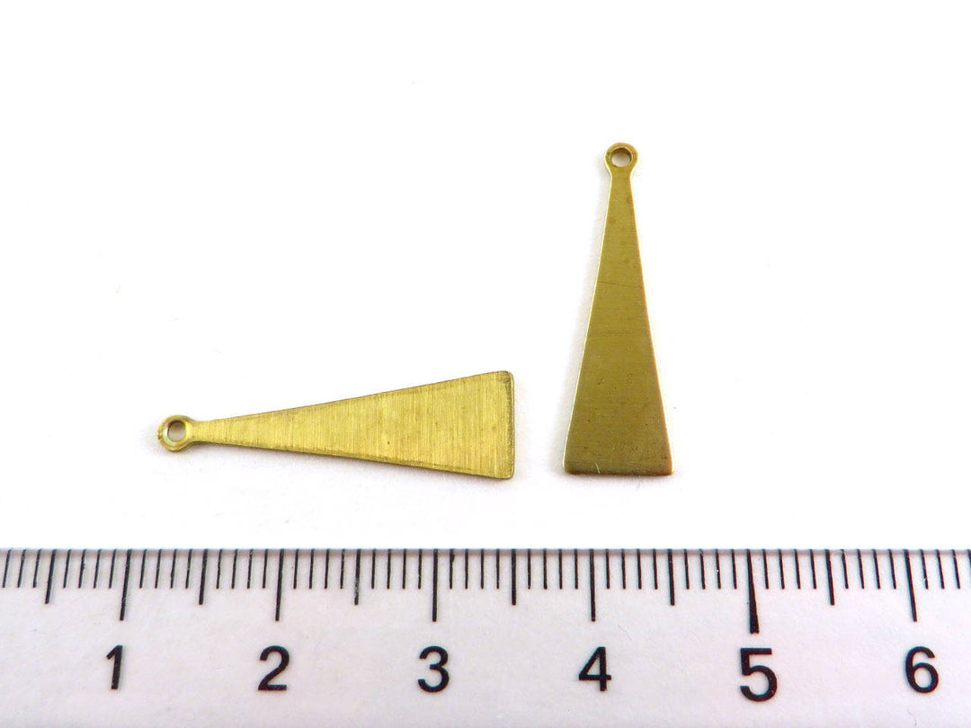 8x Breloque triangle (24mm x 7mm) PP-067