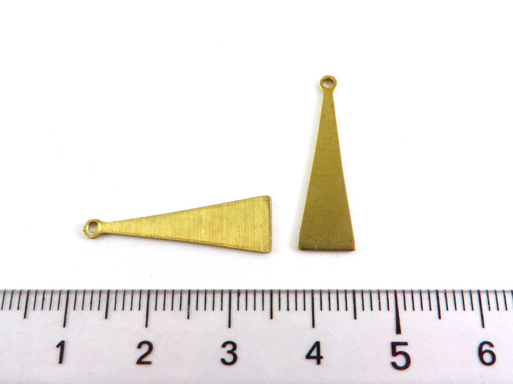 8x Breloque triangle (24mm x 7mm) PP-067