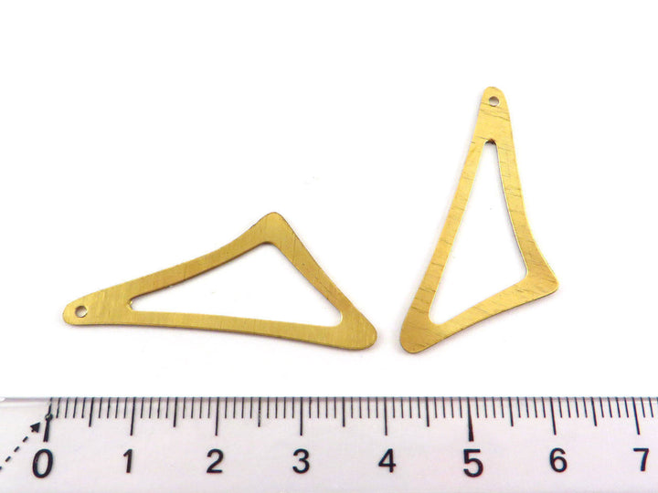 2x Breloque goutte triangle ajouré (39mm x 16mm) PP-252