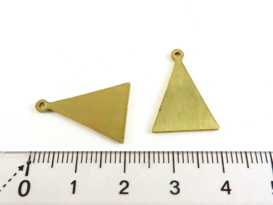4x Breloque triangle 1 œillet (21mm x 15mm) PP-083