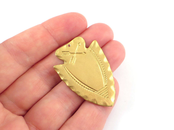 1x Pendentif pointe de flèche (28mm x 42mm) CH-043