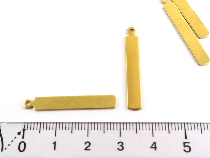 8x Breloque barre rectangle (30mm x 5mm) PP-145