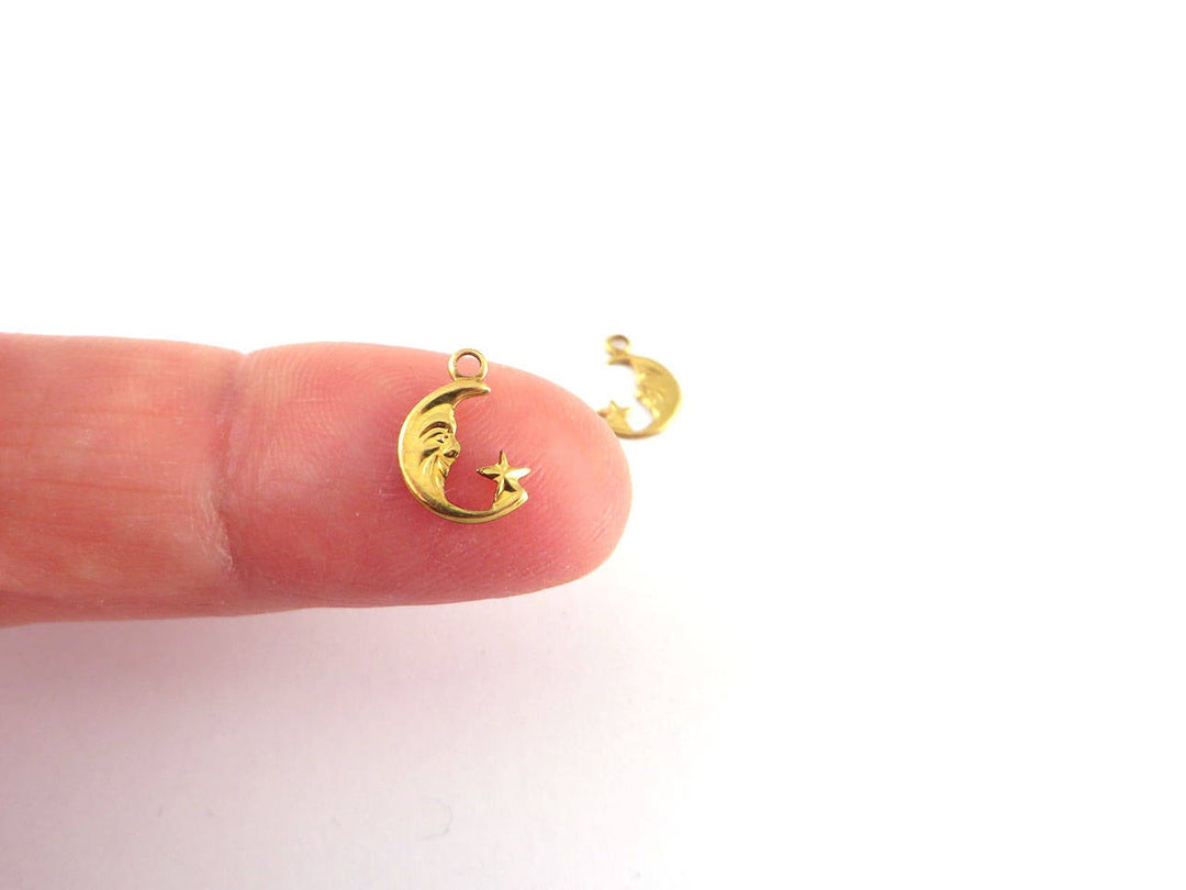 6x Breloque lune (6mm x 10mm) CH-089