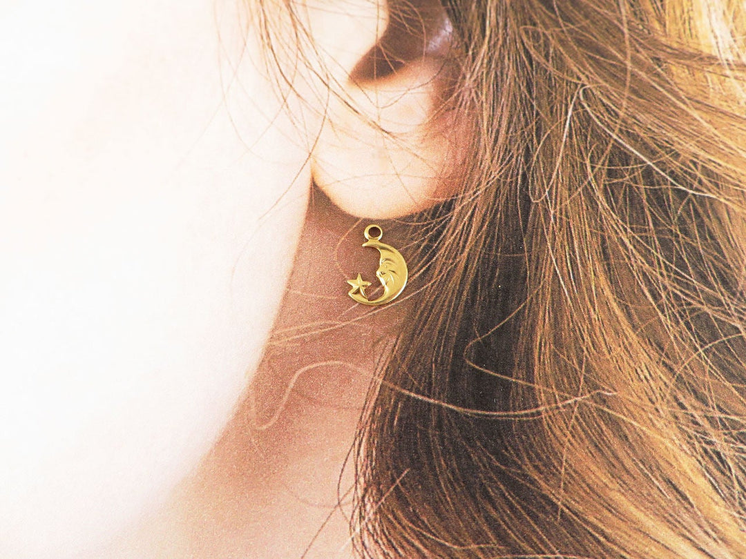 6x Breloque lune (6mm x 10mm) CH-089