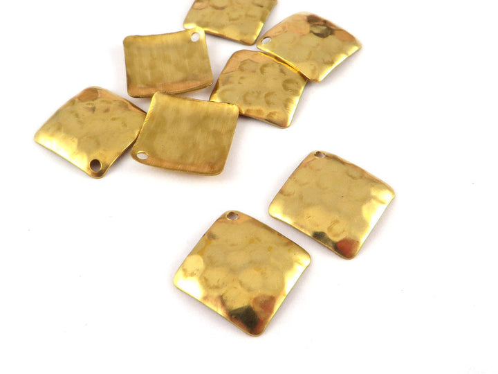 6x Breloque carré bombé martelé (13mm x 13mm) PV-219