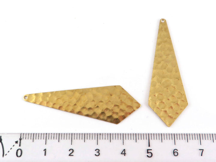 2x Breloque cravate lisse ou martelée (3 tailles)