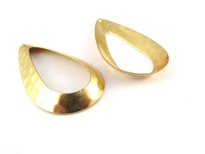 2x Breloque goutte ajourée martelée (19mm x 37mm) PV-223