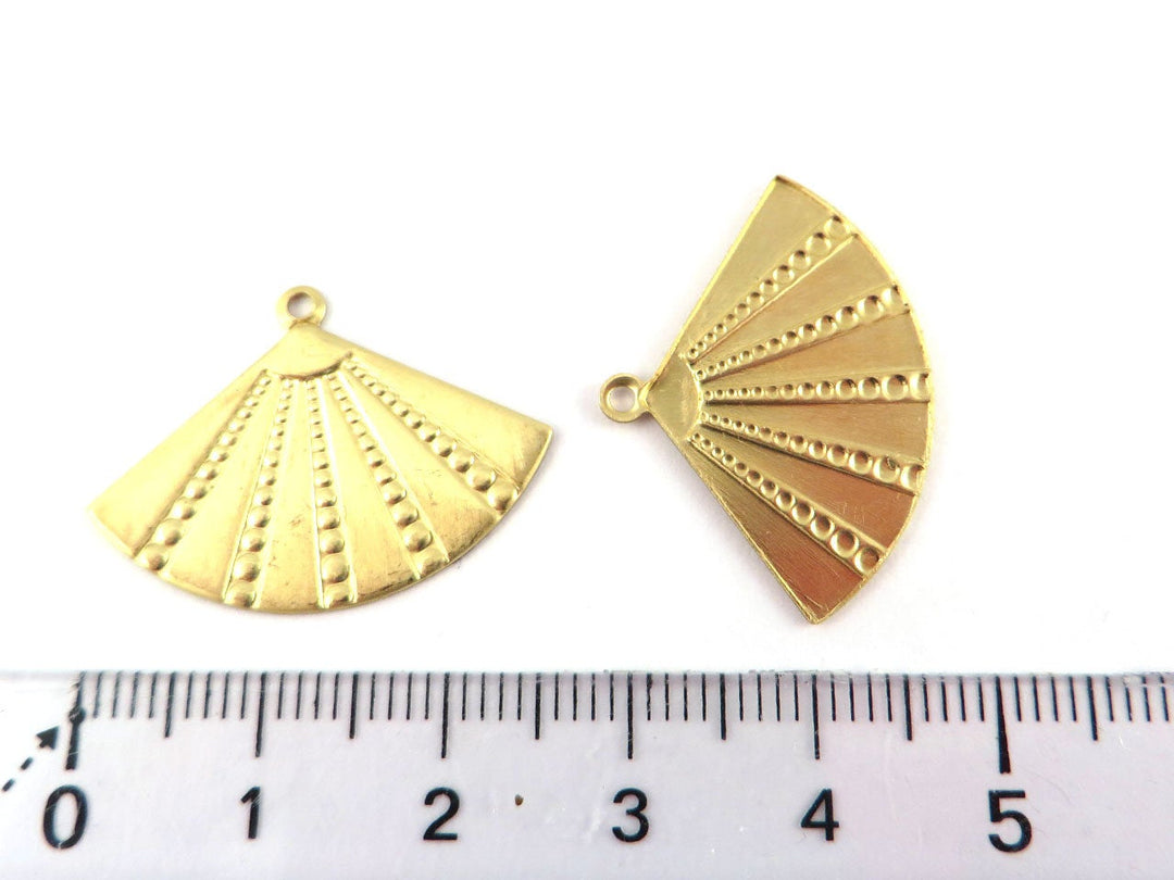 4x Breloque éventail décoré (19mm x 27mm) PV-240