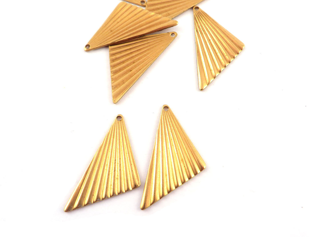 6x Breloque triangle éventail strié Art Déco (25mm x 18mm) PV-250