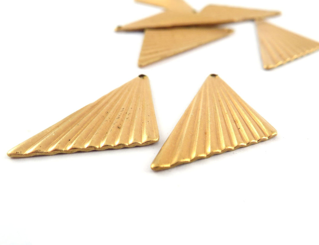 6x Breloque triangle éventail strié Art Déco (25mm x 18mm) PV-250