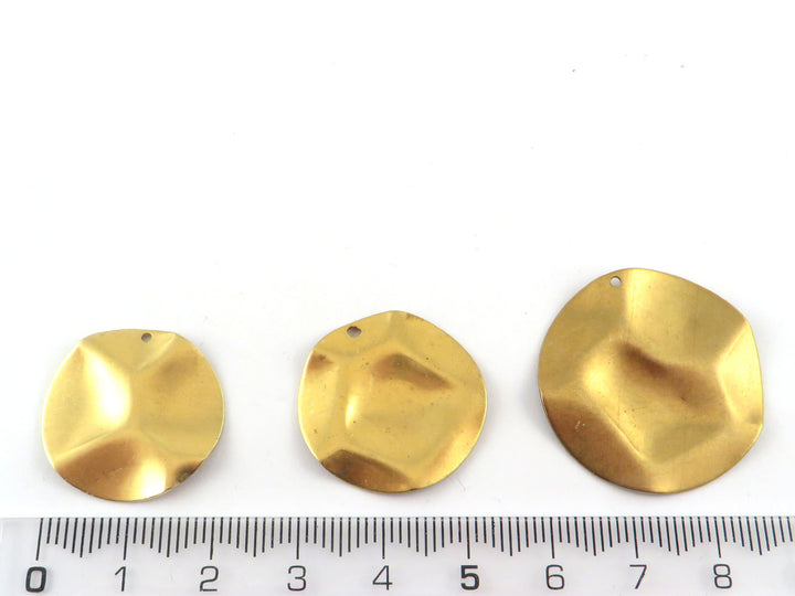 4x Breloque disque chiffonné bosselé (22, 24, 29mm) PV-265
