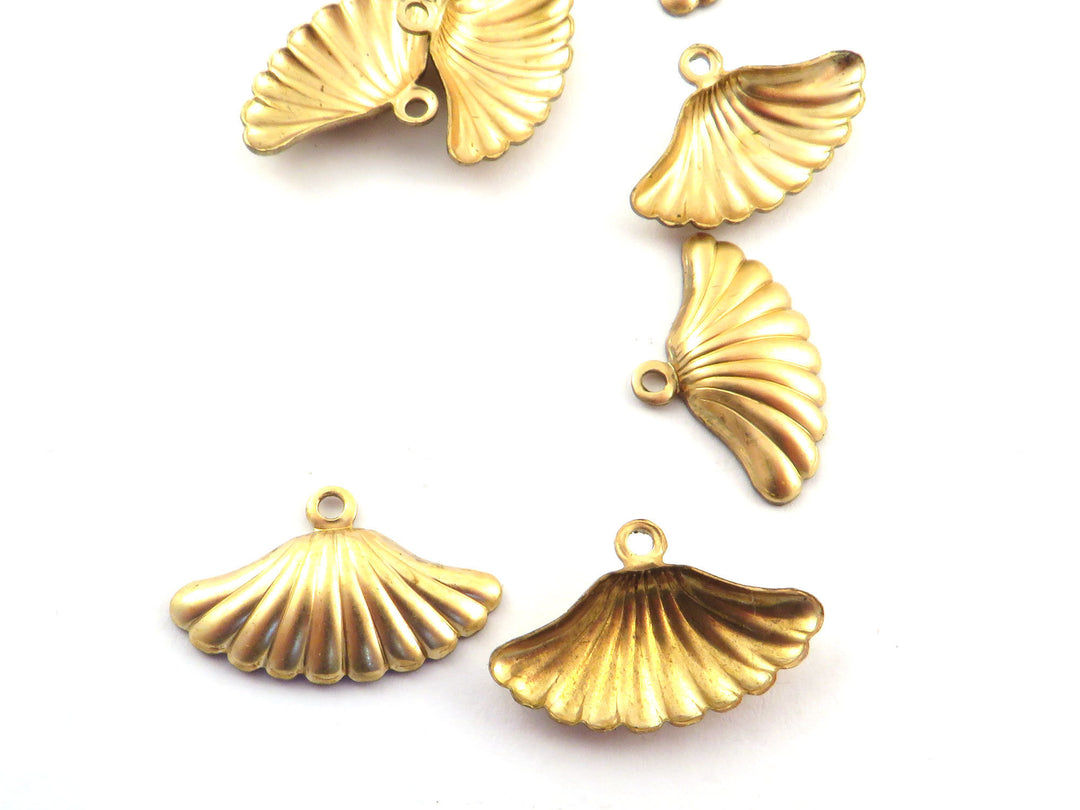 4x Breloque éventail bombé coquillage Art Déco (11mmx18mm) PV-276