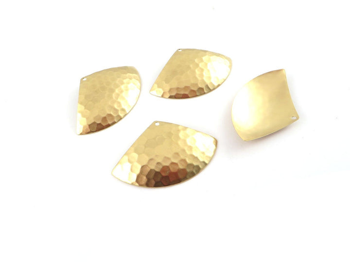 2x Pendentif éventail bombé martelé (24mm x 39mm) PP-307