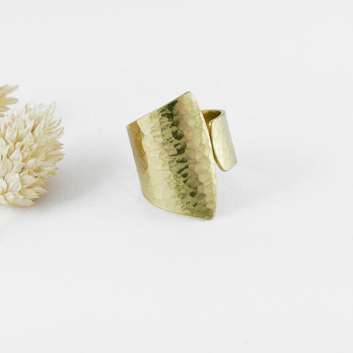 DAISUKE - Bague laiton martelé asymétrique