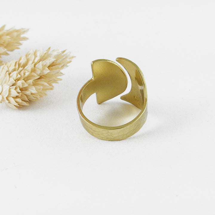 MIKADZUKI - Bague croissant de lune martelé