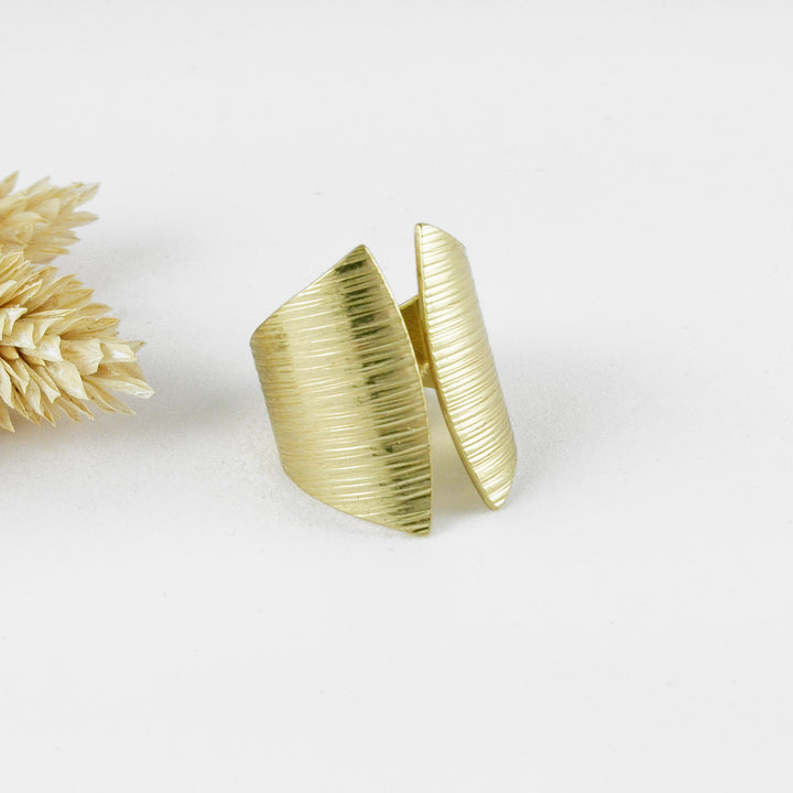 SAORI - Bague laiton martelé ligné