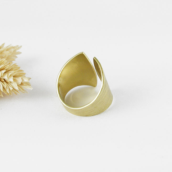 SAORI - Bague laiton martelé ligné