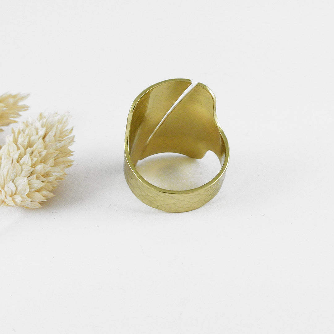 SHIKAKU - Bague laiton martelé