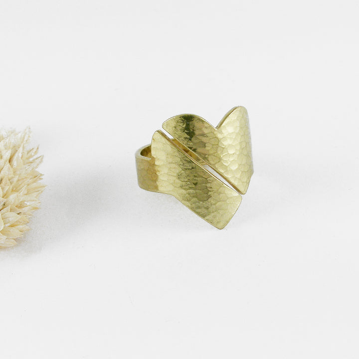 SHINZO - Bague cœur laiton martelé