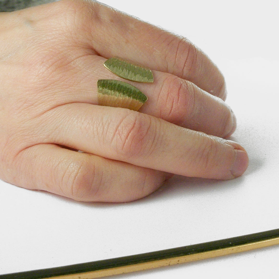 YUBIWA - Bague laiton martelé