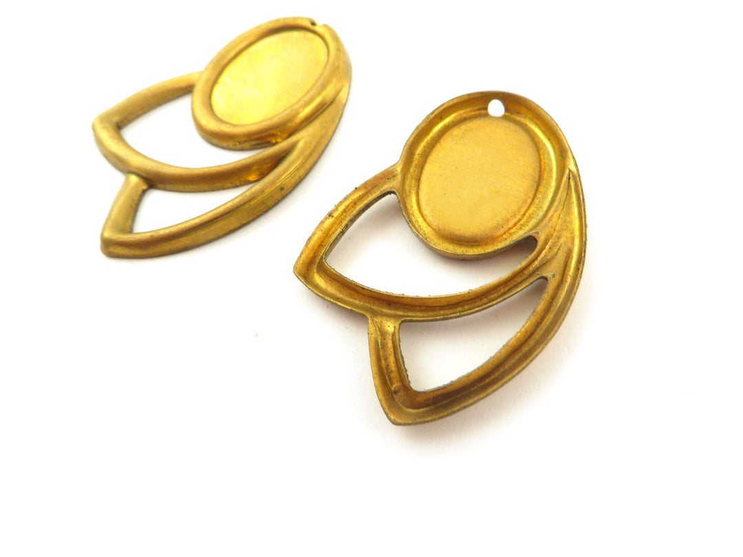2x Breloque navette ajouré support vintage ovale 10 x 14 mm (22mm x 33mm) M-020