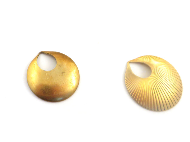 2x Breloque goutte ajourée vierge ou striée (28mm x 30mm) PV-302/PV-303