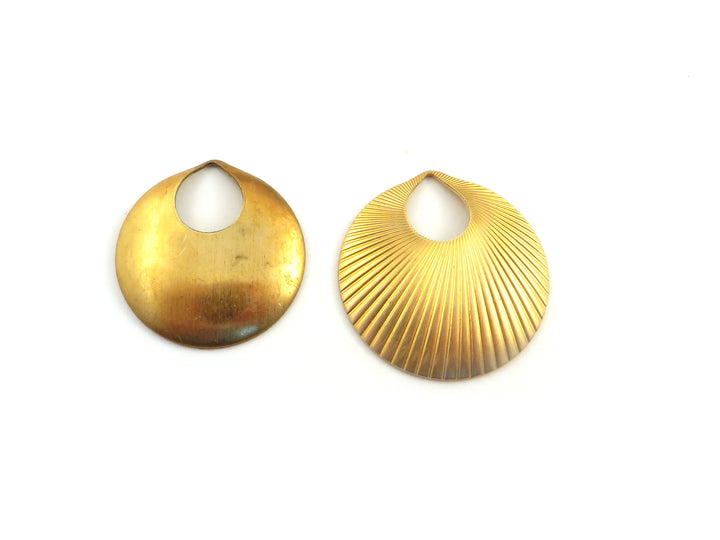 2x Breloque goutte ajourée vierge ou striée (28mm x 30mm) PV-302/PV-303