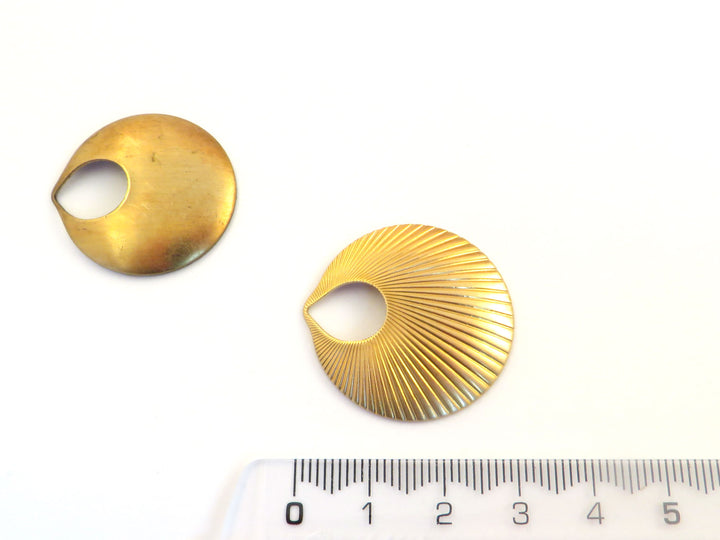 2x Breloque goutte ajourée vierge ou striée (28mm x 30mm) PV-302/PV-303