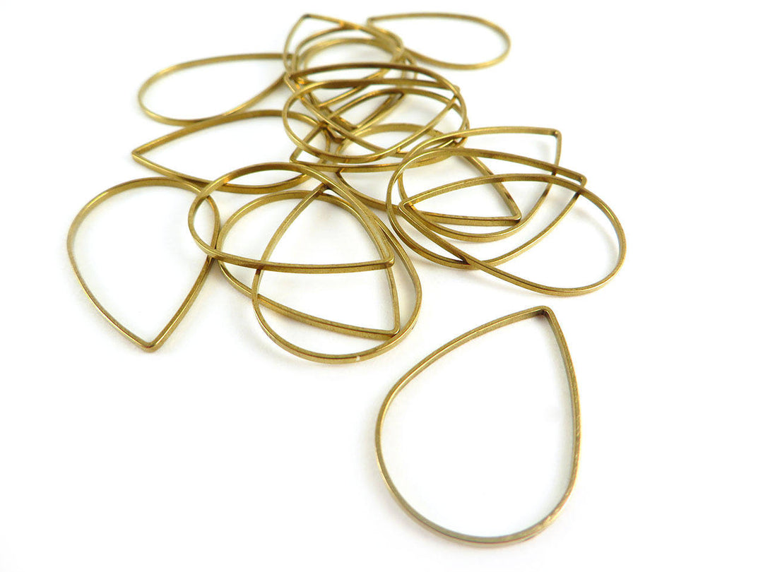 25x Anneau fermé goutte (25mm x 16mm)